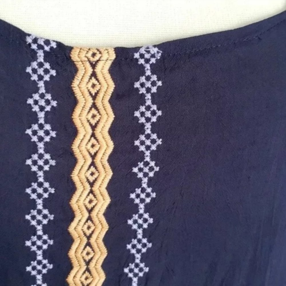 Umgee embroidered empire dress tunic bell sleeve Medium - Picture 5 of 7